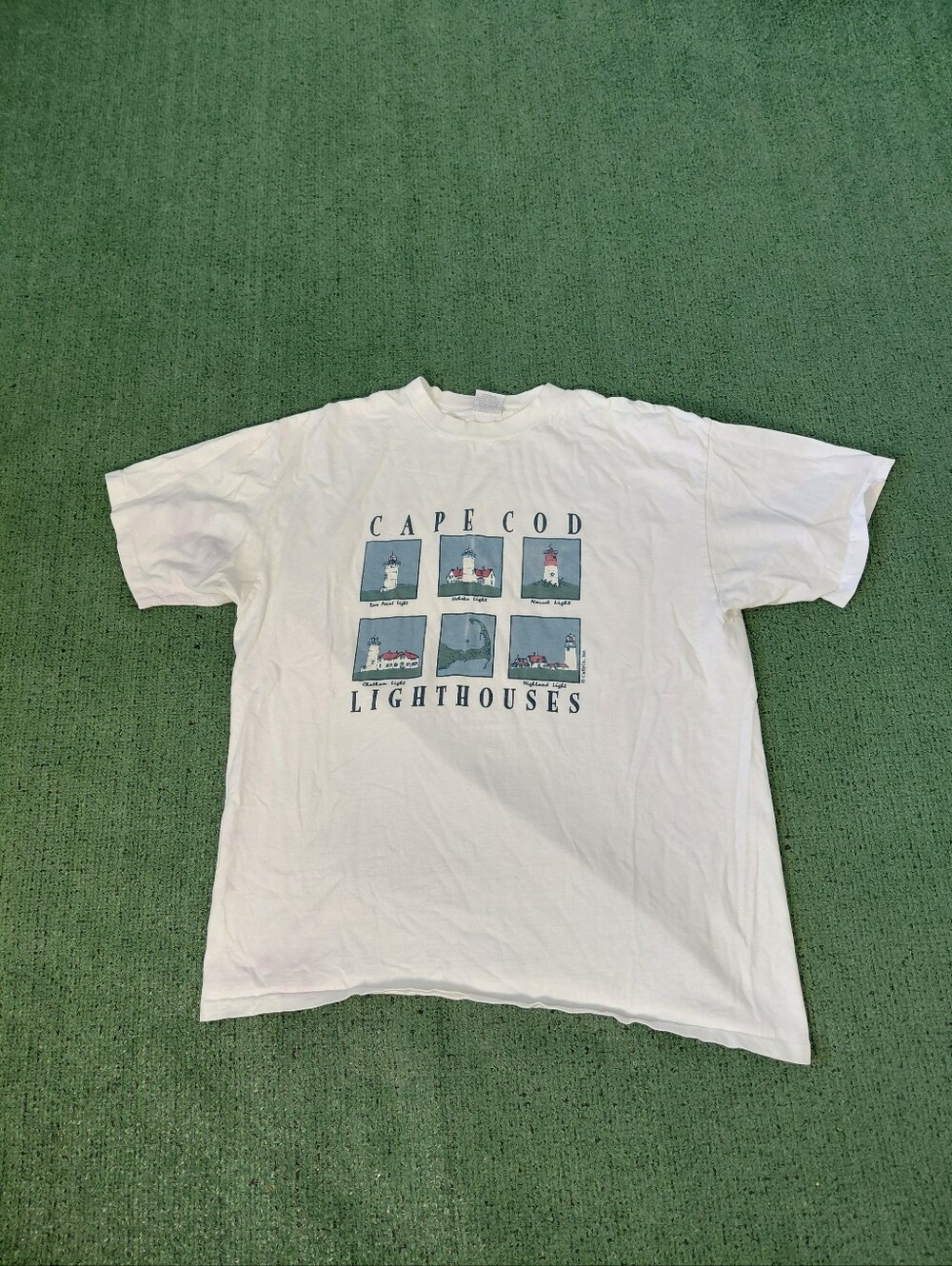 VINTAGE 1998 Cuffy's Cape Cod Massachusetts Lighthouses Ocean 90's White T Shirt